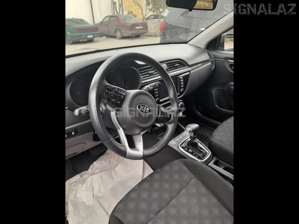 Kia X-Trek