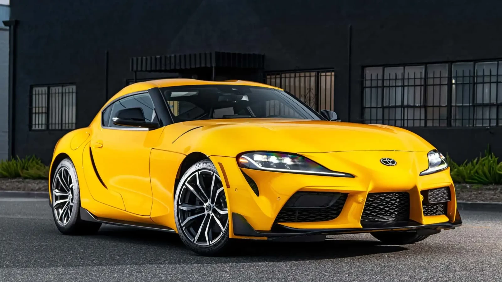 Toyota-nın Supra modelini dayandırmaq üçün heç bir firkri yoxdur