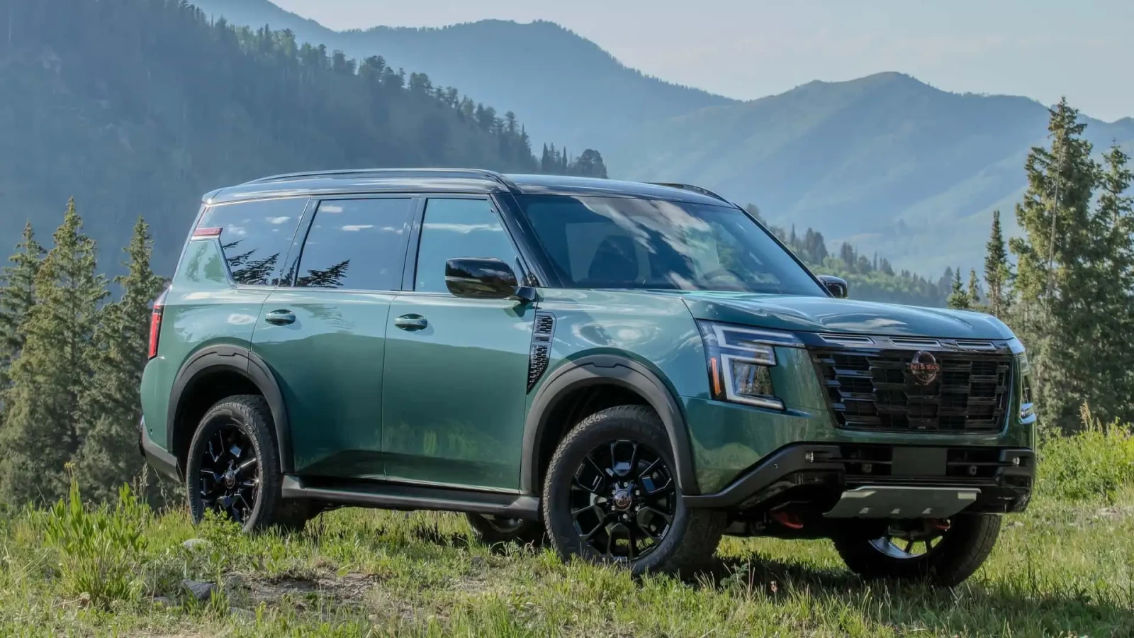 Nissan Armada 2025 modeli üçün əsaslı yeniləmələrə baxmayaraq, qiymət dəyişməz olaraq qalır.